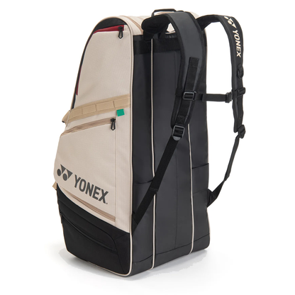 Saco de Ténis Yonex GearLogic 9R Bege - vista lateral mostrando conversão em mochila com alças ajustáveis